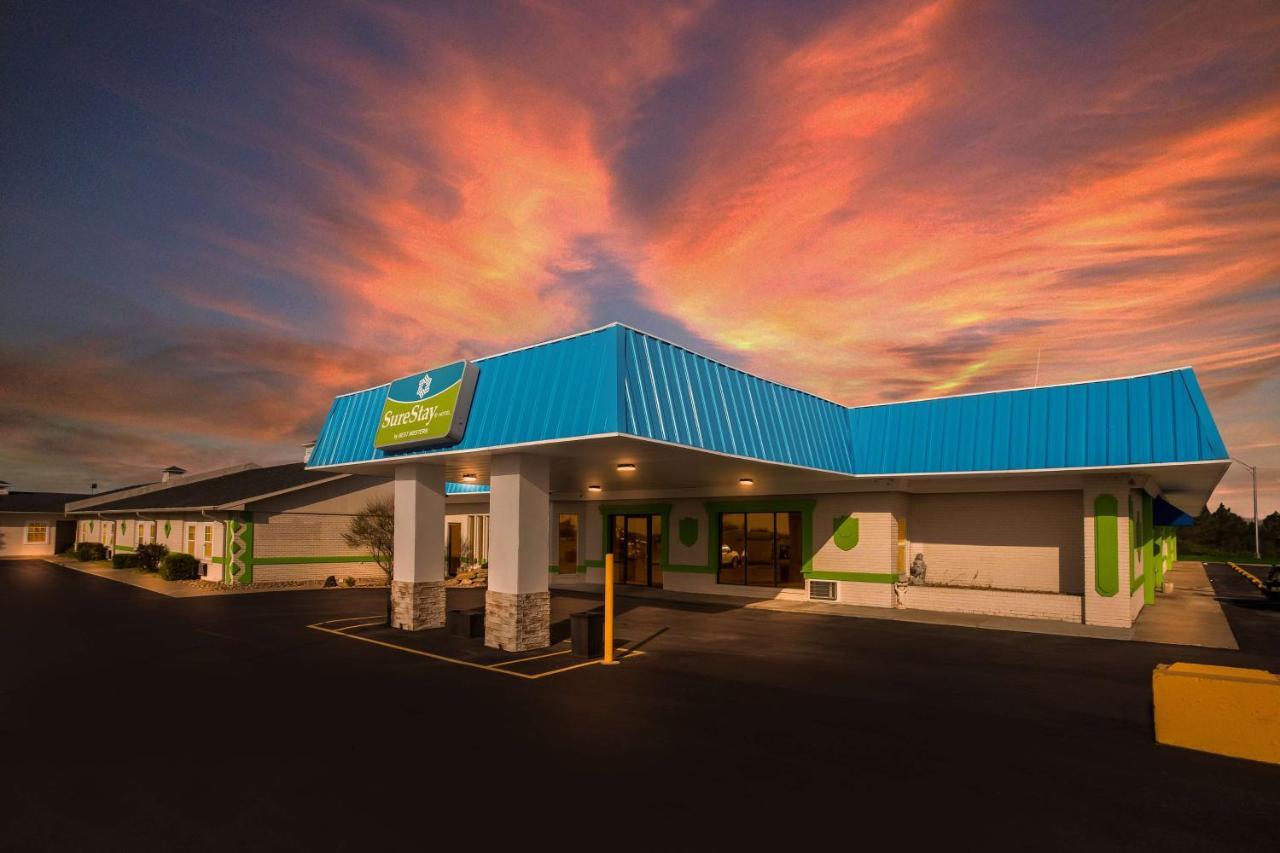 Surestay Hotel By Best Western Higginsville Екстериор снимка
